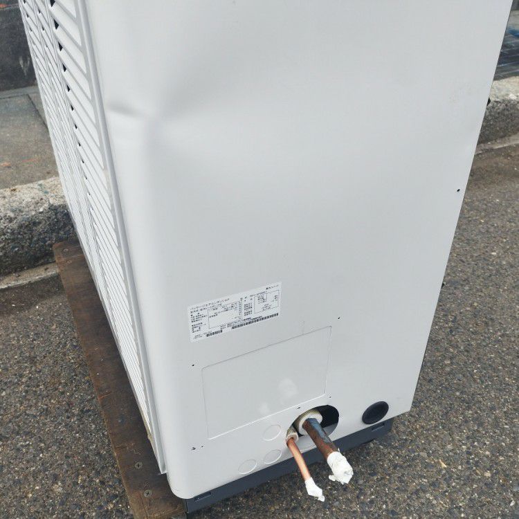 静岡県にて 日立 床置きエアコン RPV-AP280SH4 を買取致しました。