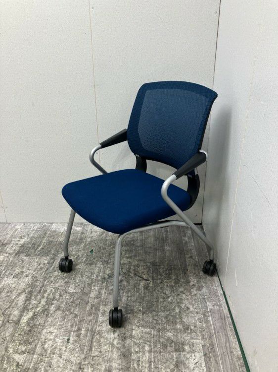 三重県にて コクヨ ネスティングチェア  を買取致しました。