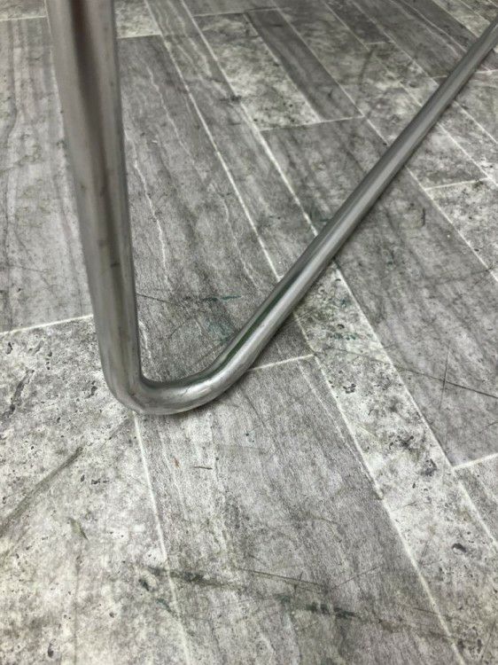 三重県にて アイチ スタッキングチェア  を買取致しました。