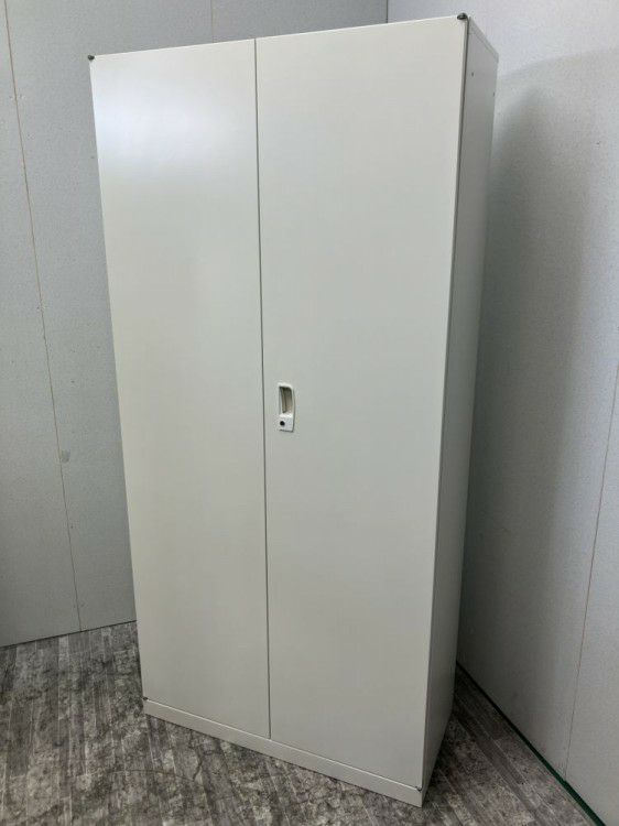 愛知県にて SEIKO FAMILY（生興） 両開き書庫  を買取致しました。