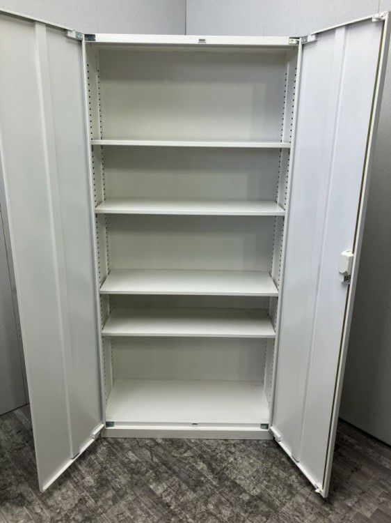 愛知県にて SEIKO FAMILY（生興） 両開き書庫  を買取致しました。