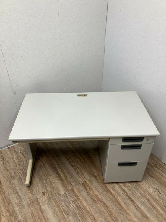 静岡県にて プラス 1200片袖デスク を買取致しました。