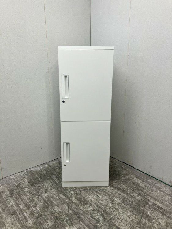 愛知県にて コクヨ 天板付片開き上下書庫  を買取致しました。