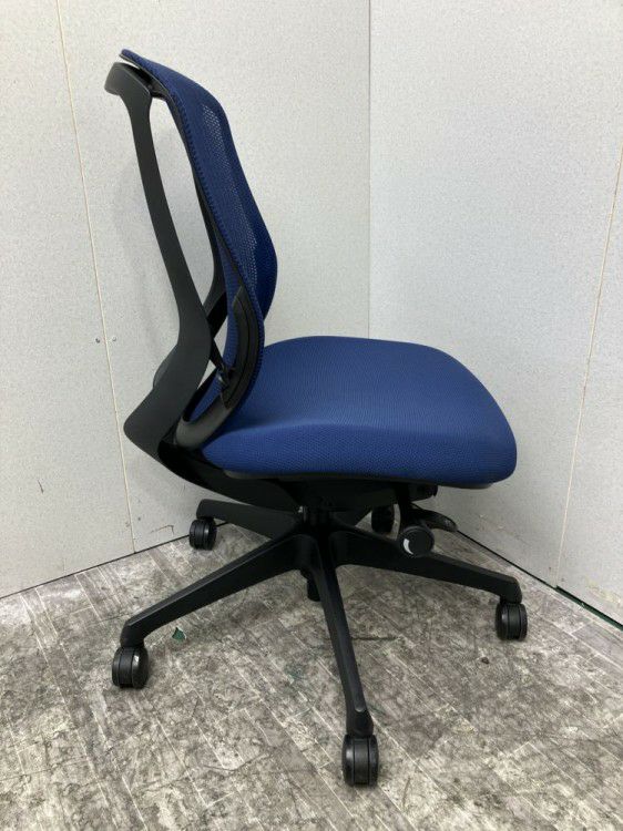 岐阜県にて オカムラ シルフィーチェア  を買取致しました。