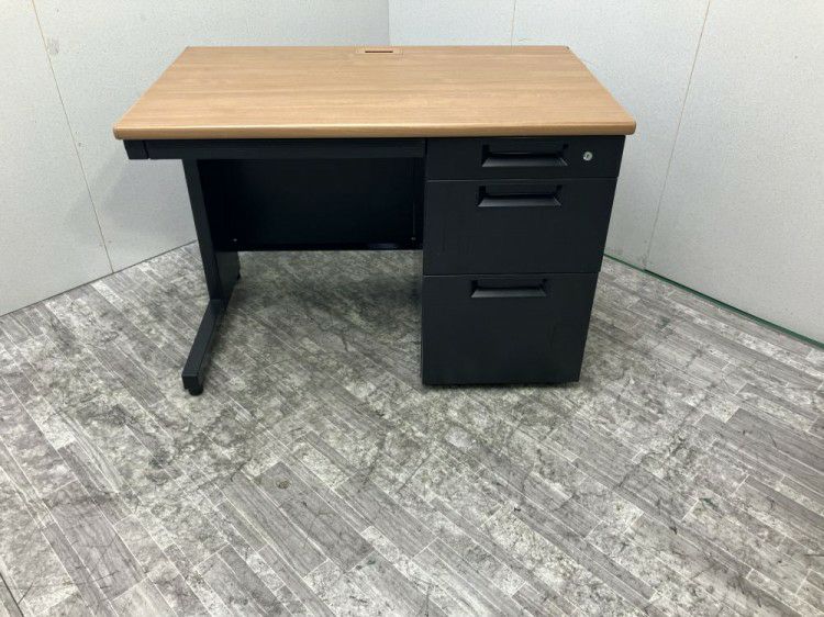 三重県にて プラス 1000片袖デスク  を買取致しました。