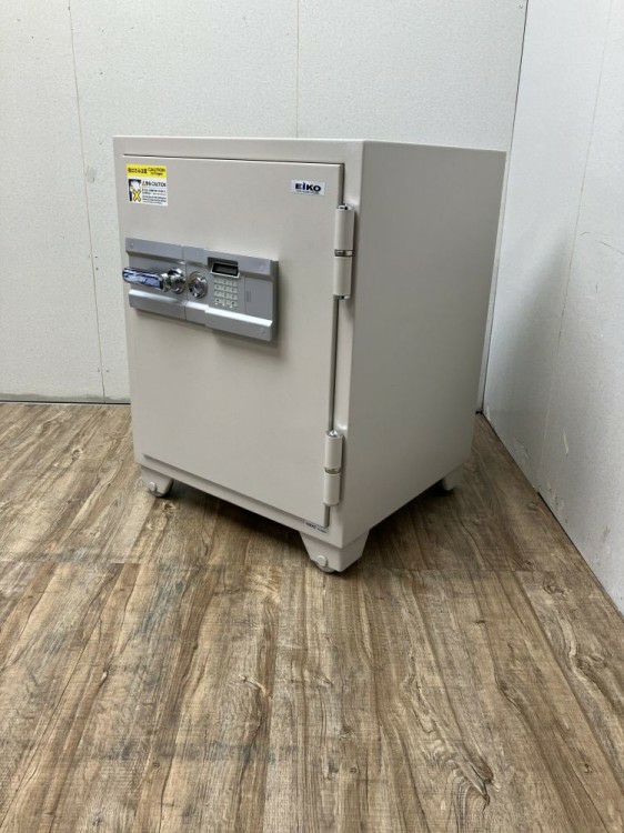 岐阜県にて EIKO(エーコー) 耐火金庫  を買取致しました。