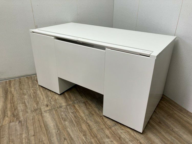 三重県にて イトーキ 1400両袖デスク  を買取致しました。