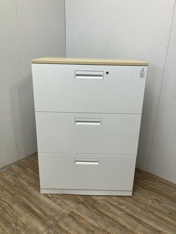 岐阜県にて コクヨ 天板付3段ラテラル書庫  を買取致しました。