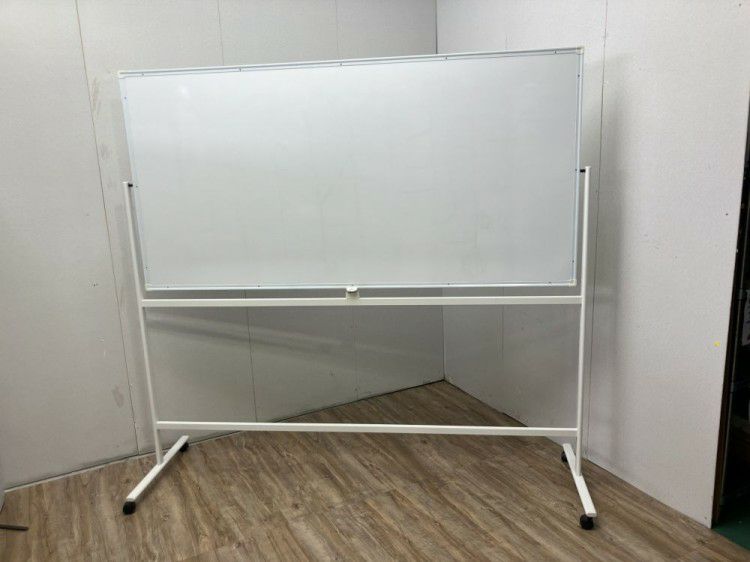 静岡県にて プラス 両面ホワイトボード  を買取致しました。