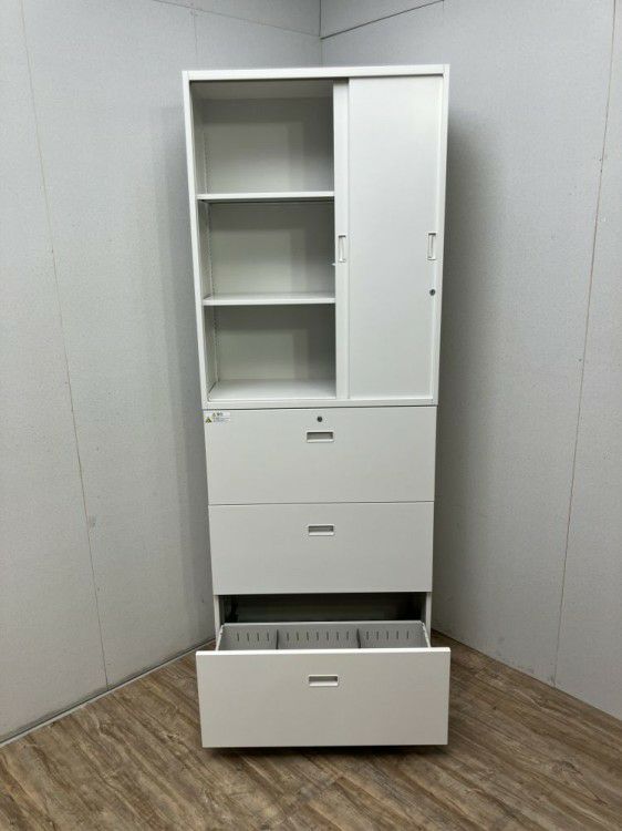 静岡県にて イトーキ 3扉引違い・3段ラテラル上下書庫  を買取致しました。