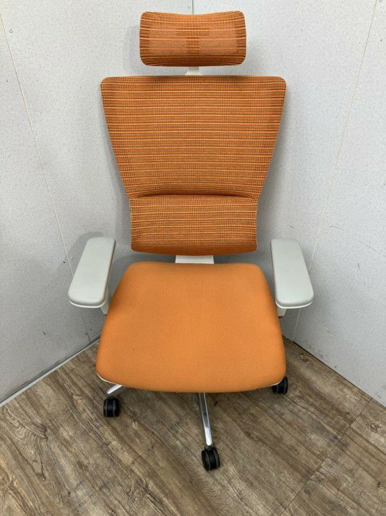 岐阜県にて エルゴヒューマン 可動肘付フィットチェア  を買取致しました。