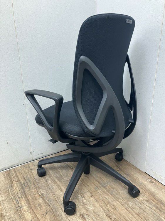 愛知県にて INABA/イナバ 肘付イエラチェア  を買取致しました。