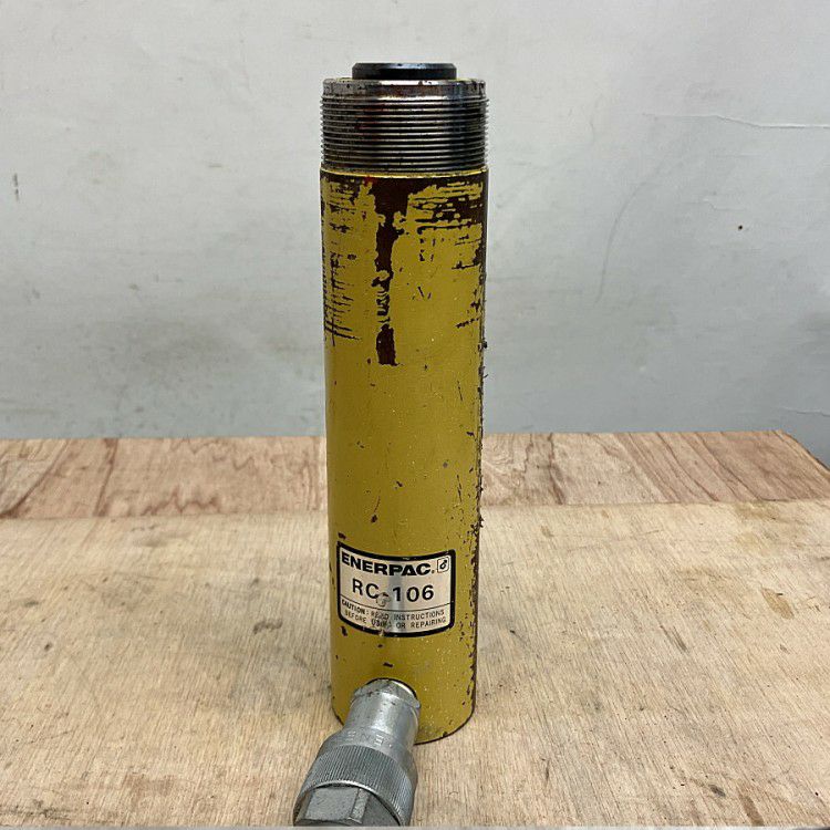 静岡県にて RIKEN/理研計測器 手動油圧ポンプセット P-18 を買取致しました。