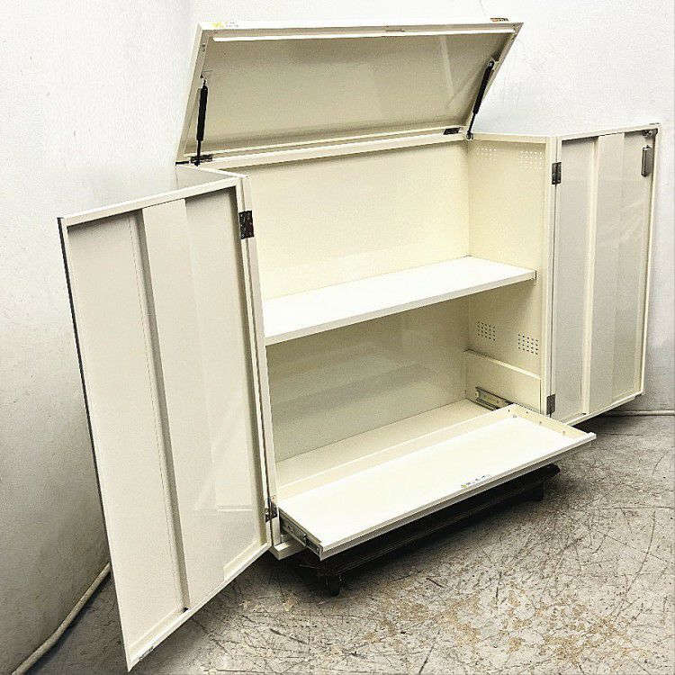 愛知県にて サカエ 保管庫 KU-ITKYBRH を買取致しました。