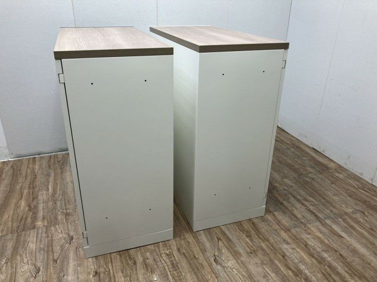 静岡県にて オカムラ ダイヤル式天板付両開き書庫2台セット  を買取致しました。