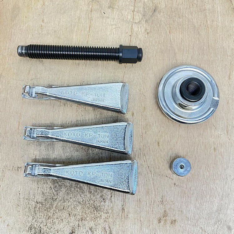 岐阜県にて KOTO/江東 ホイールハブプーラー KP-10N を買取致しました。