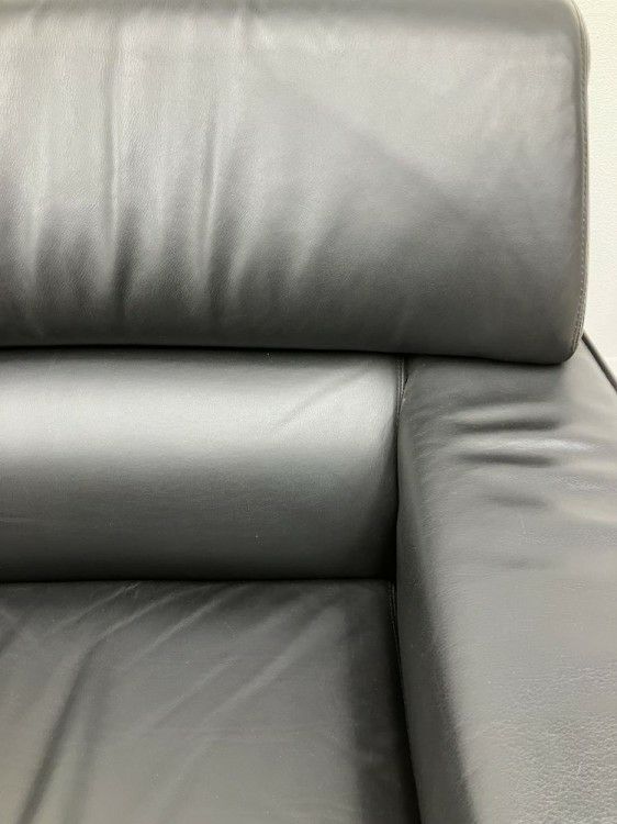 静岡県にて オカムラ 応接4点セット  を買取致しました。