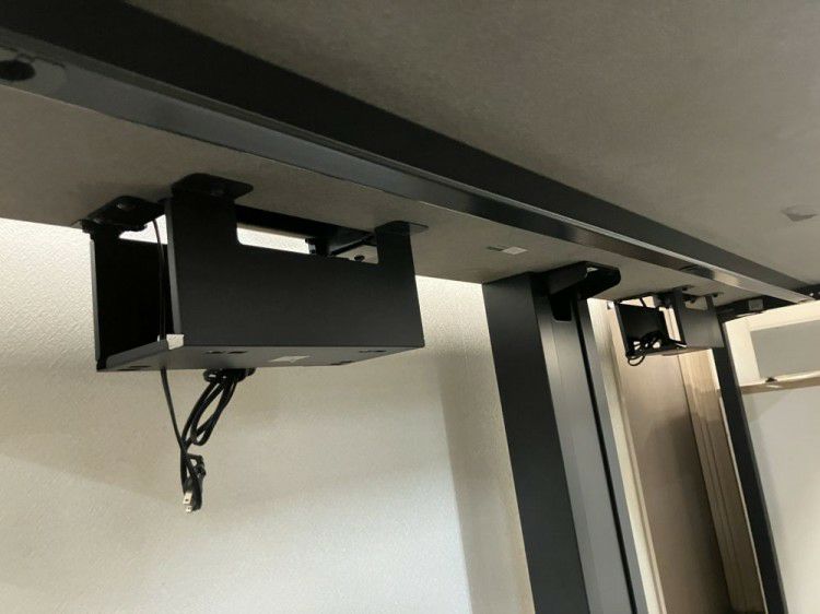 愛知県にて コクヨ 2400ハイテーブル  を買取致しました。