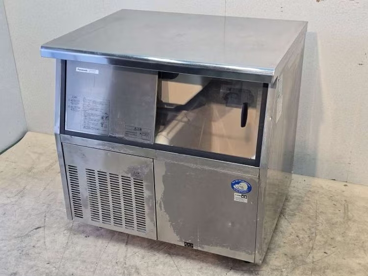 静岡県にて パナソニック 65kg製氷機 SIM-S6500UB を買取致しました。