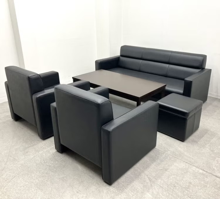 愛知県にて ソファオリバー製/スツール不明/テーブルイトーキ製 応接5点セット  を買取致しました。