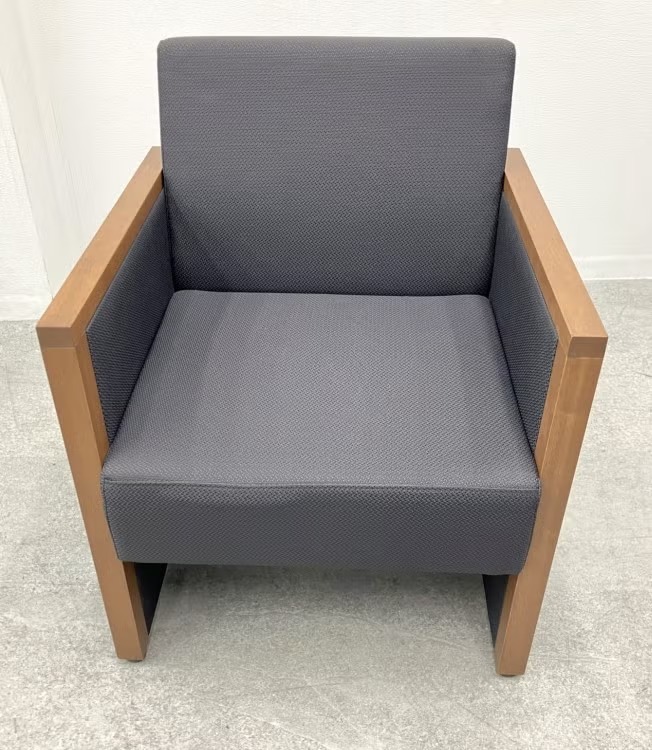 岐阜県にて コクヨ 応接4点セット  を買取致しました。