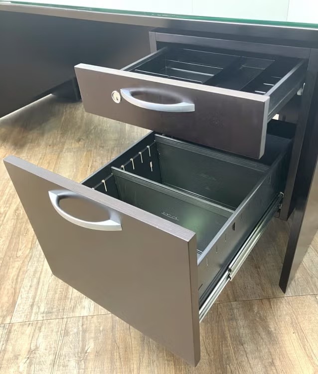 愛知県にて オカムラ 1800両袖デスク  を買取致しました。