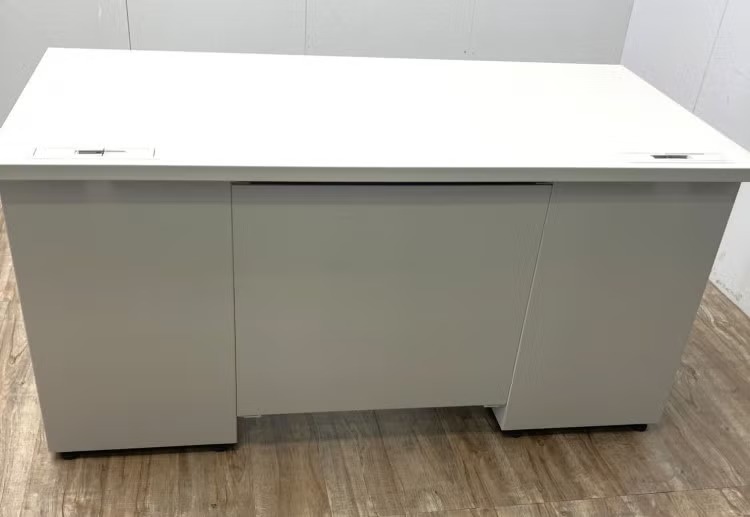 岐阜県にて コクヨ 両袖デスク を買取致しました。