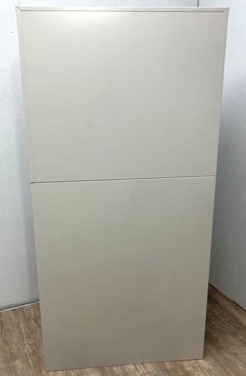 静岡県にて コクヨ 引違い上下書庫  を買取致しました。