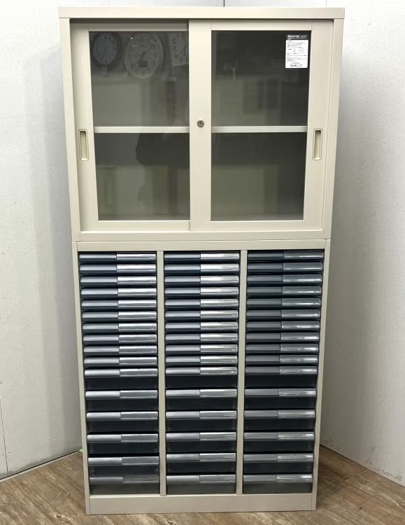 三重県にて コクヨ 引違い上下書庫  を買取致しました。