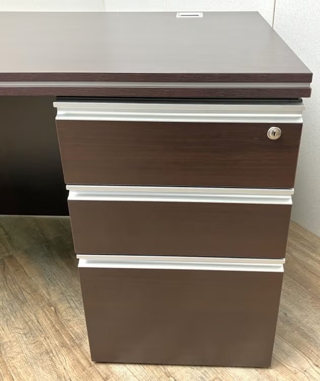 三重県にて 井上金庫 1800両袖デスク  を買取致しました。